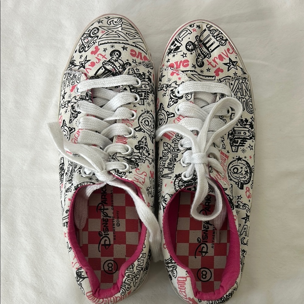 Disney Sneakers White with Pink Accents Woman’s Size 8 Lace Tie Tennis Shoes